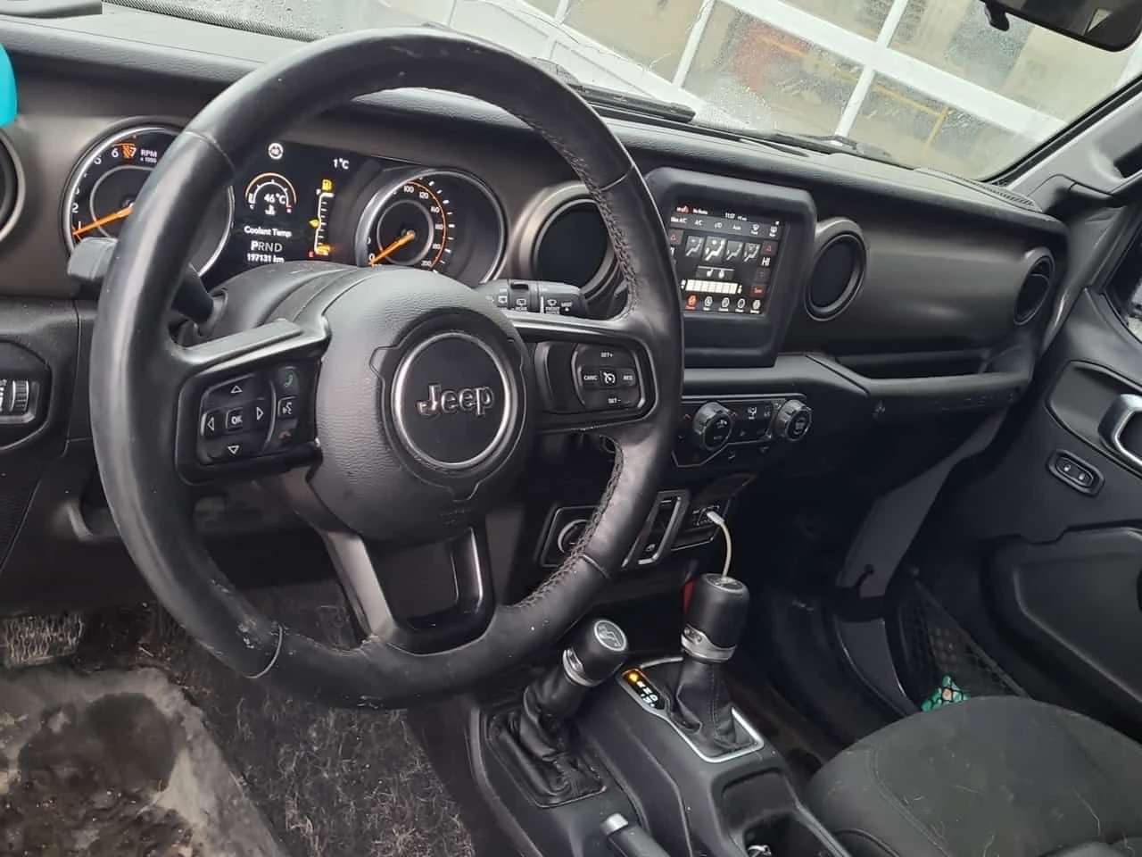 Jeep Wrangler SPORT S/CARFAX/, снимка 8 - Автомобили и джипове - 54454153