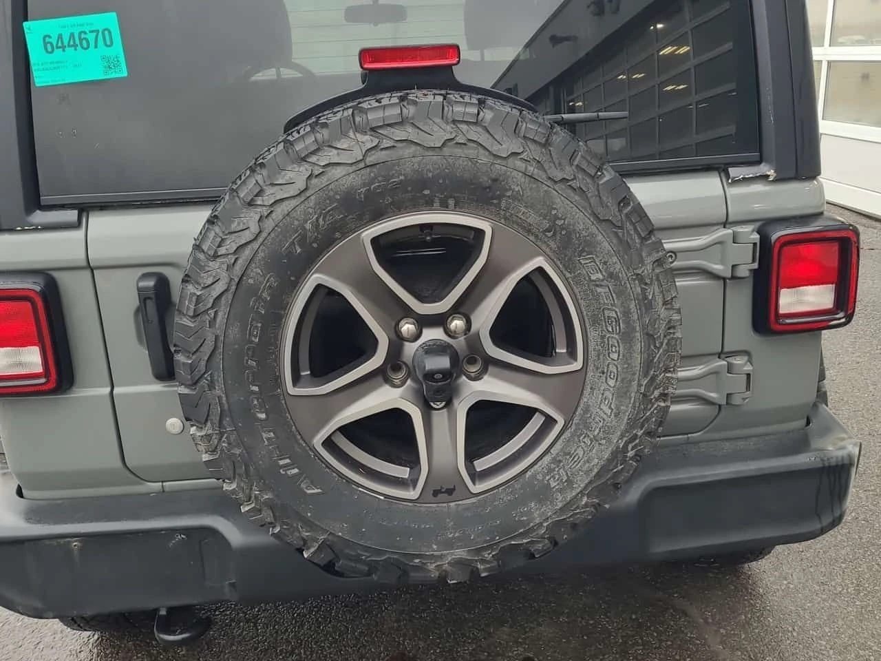 Jeep Wrangler SPORT S/CARFAX/, снимка 10 - Автомобили и джипове - 54454153