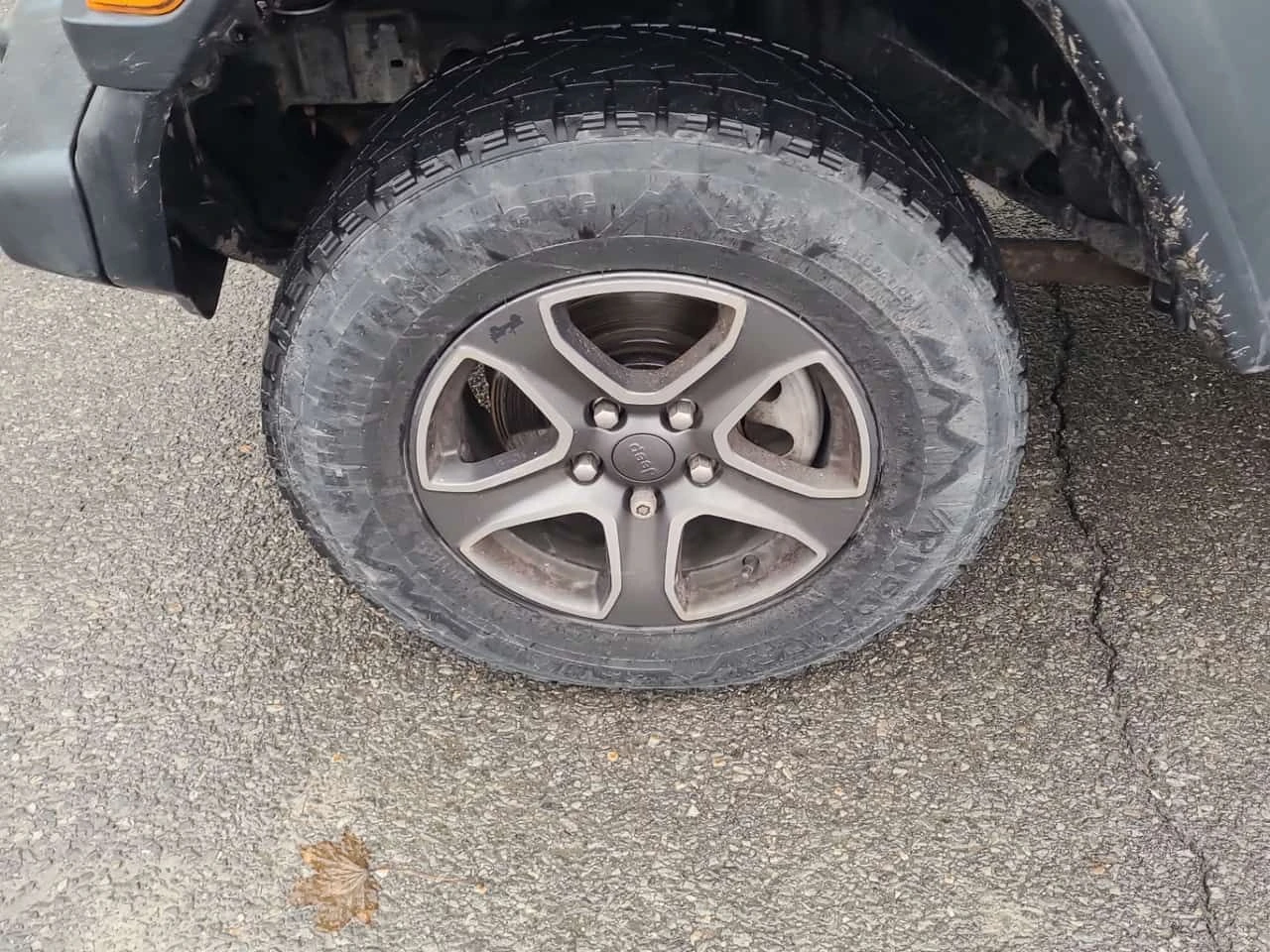 Jeep Wrangler SPORT S/CARFAX/, снимка 14 - Автомобили и джипове - 54454153