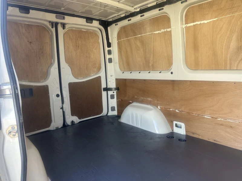 VW Crafter, снимка 10 - Бусове и автобуси - 52161800