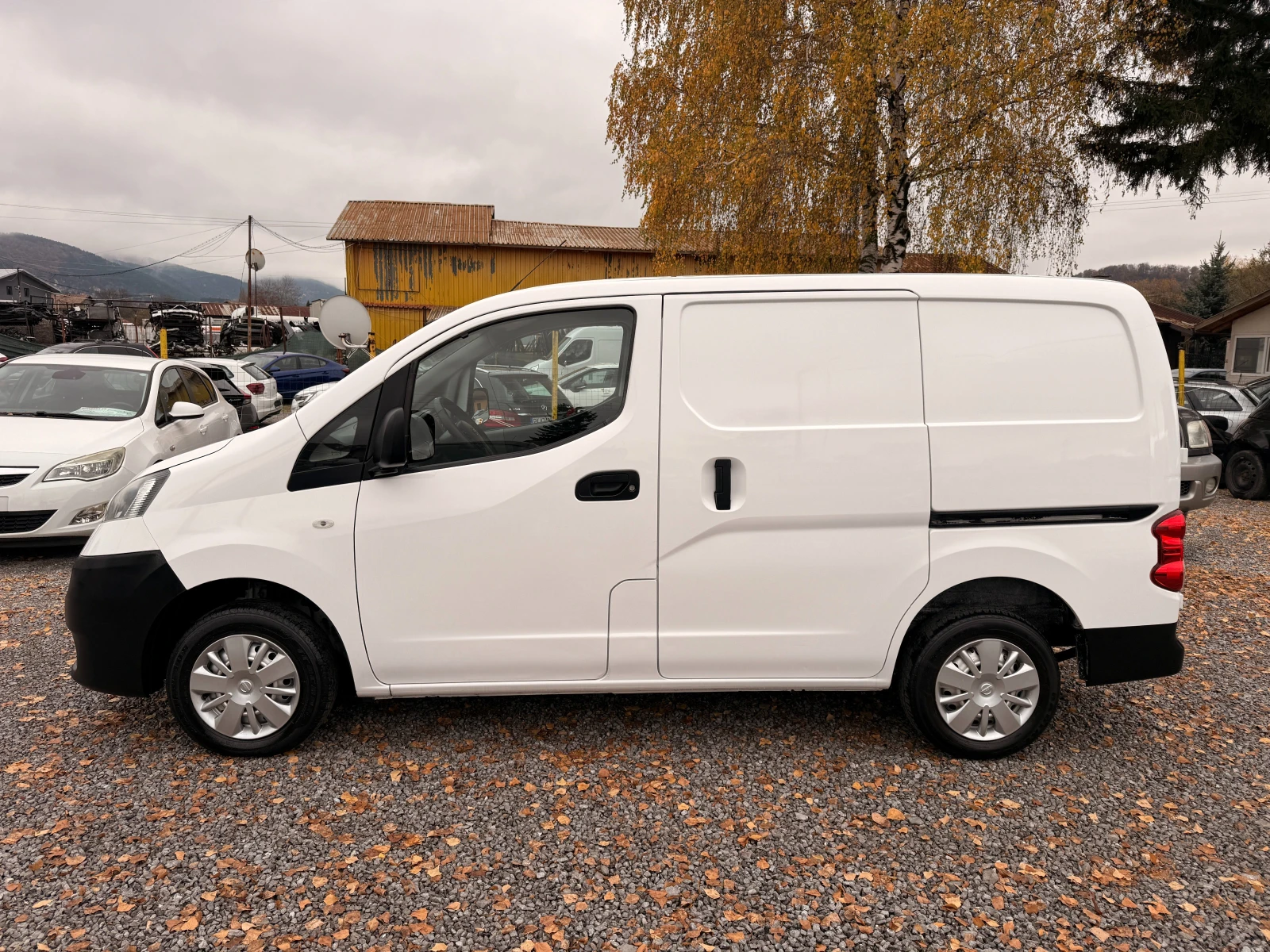 Nissan NV200 1.5dci EURO6, TUV, COC, 6ск, 2 Странични Врати - изображение 8