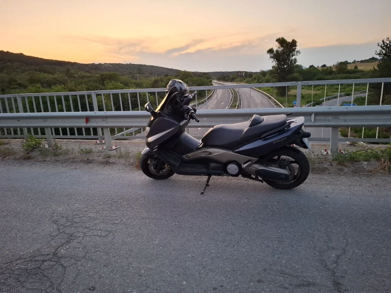 Yamaha T-max 500
