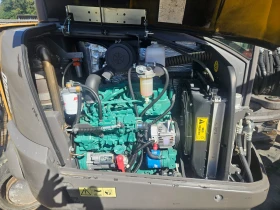 Багер Volvo ECR50D, снимка 8