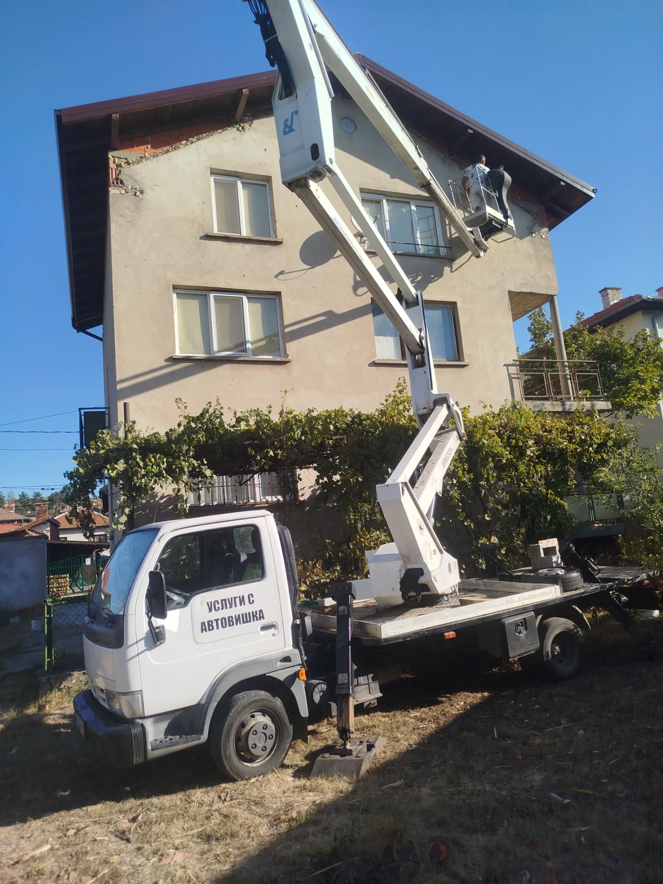 Автовишка Друга марка Nissan cabstar , снимка 4 - Индустриална техника - 56017870