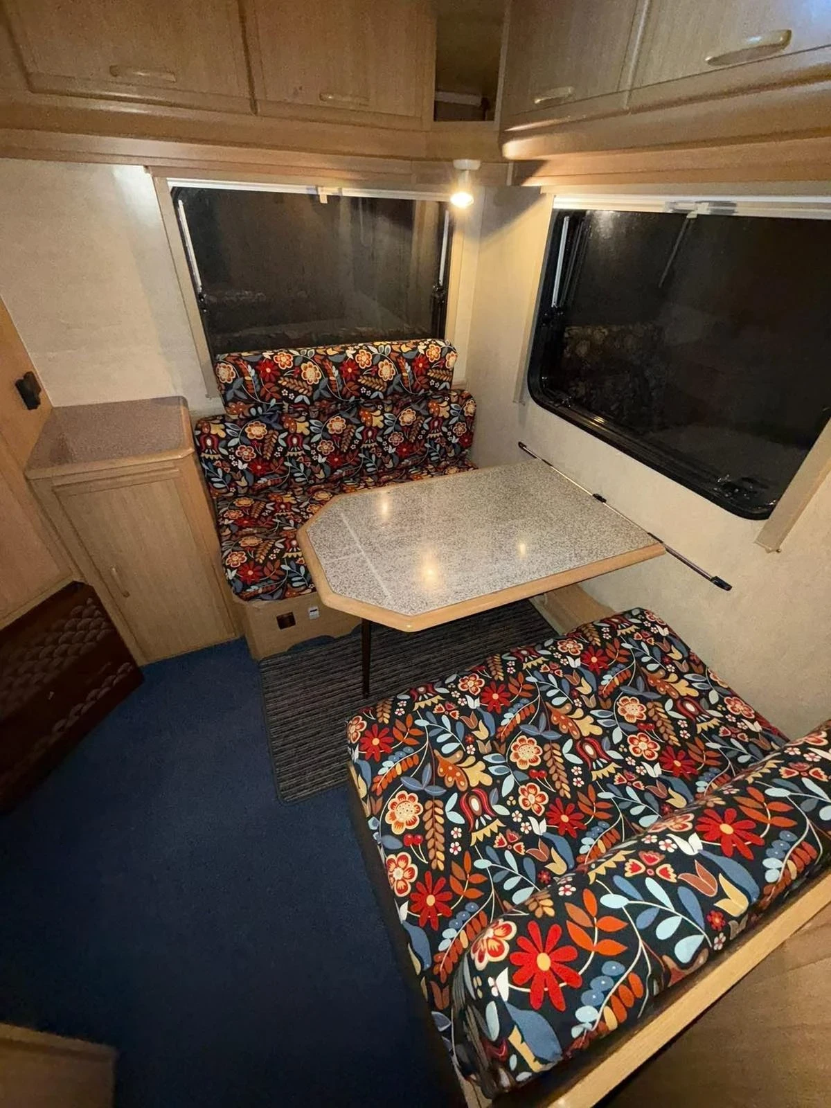 Каравана Adria Forma 460 TS, снимка 10 - Каравани и кемпери - 53997839