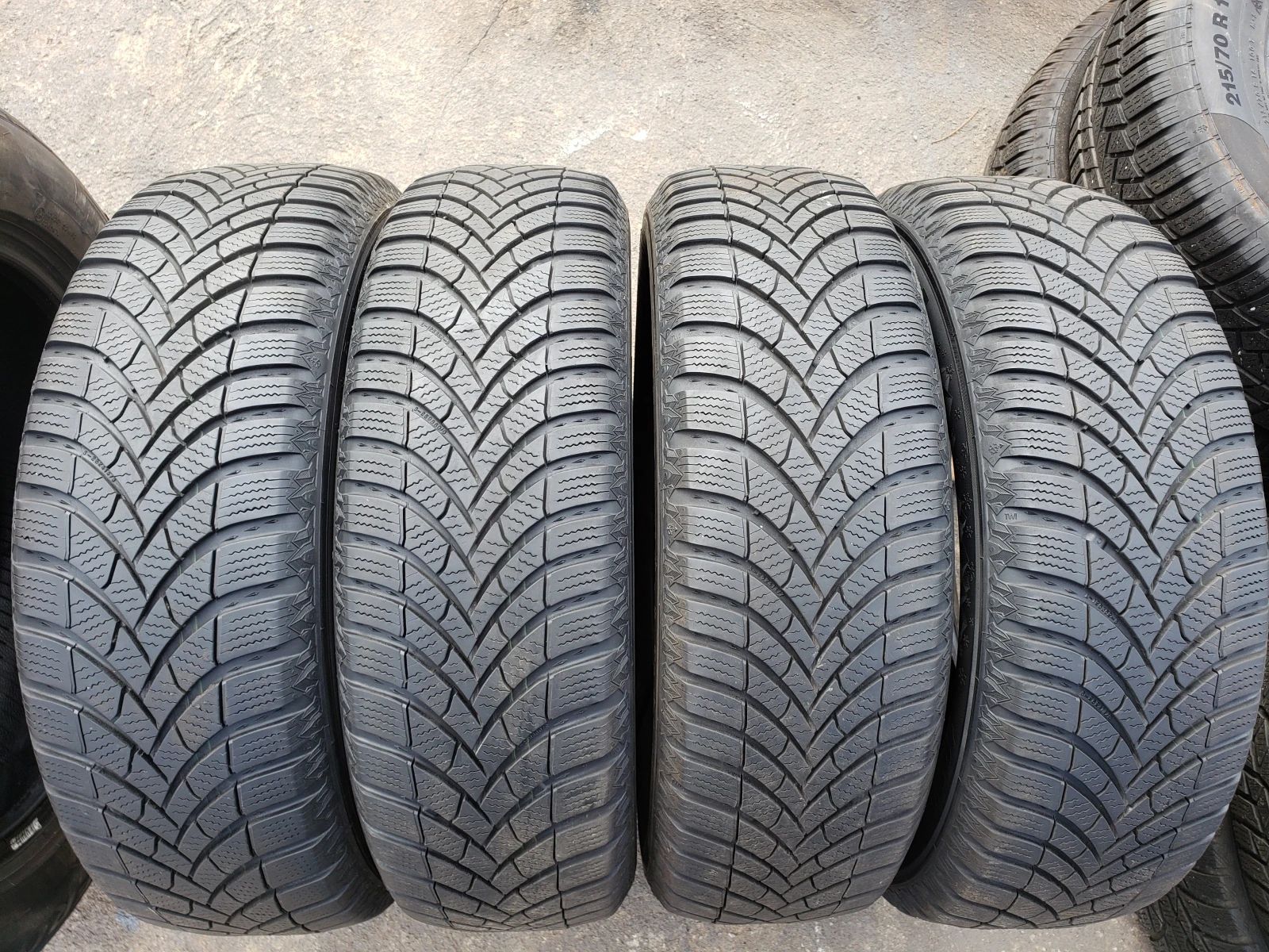 Гуми Зимни 185/65R15, снимка 3 - Гуми и джанти - 56704971
