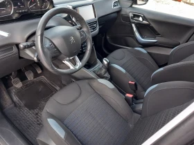 Peugeot 208 1.4i NAVI 95кс, снимка 10