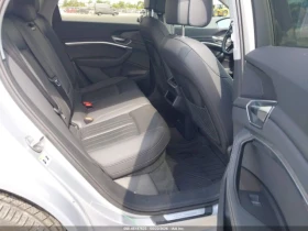 Audi E-Tron * SPORTBACK* PREMIUM* PLUS* S-LINE* QUATTRO*  - 19000 € / 37160.77 лв. - 39008617 13