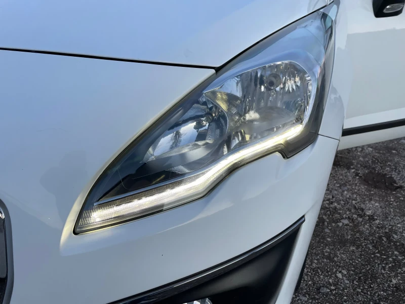 Peugeot 3008 1.6eHDI-114-FEIS-NAVI-LED-ITALIA, снимка 15 - Автомобили и джипове - 48061224