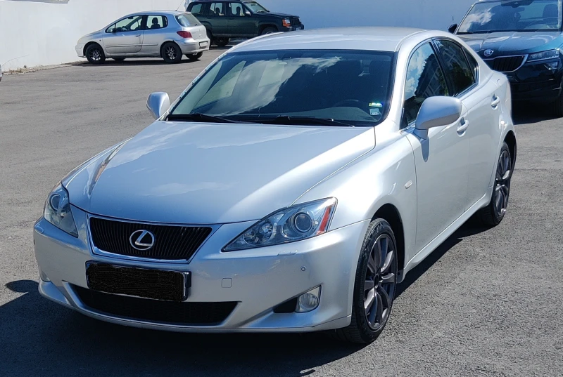 Lexus IS 220d, снимка 1 - Автомобили и джипове - 48144415