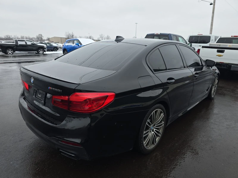 BMW 550 M* HEAD-UP* HARMAN/KARDON* KEYLESS* , снимка 4 - Автомобили и джипове - 49286761