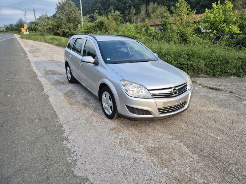 Opel Astra АВТОМАТИК, снимка 2 - Автомобили и джипове - 50639526