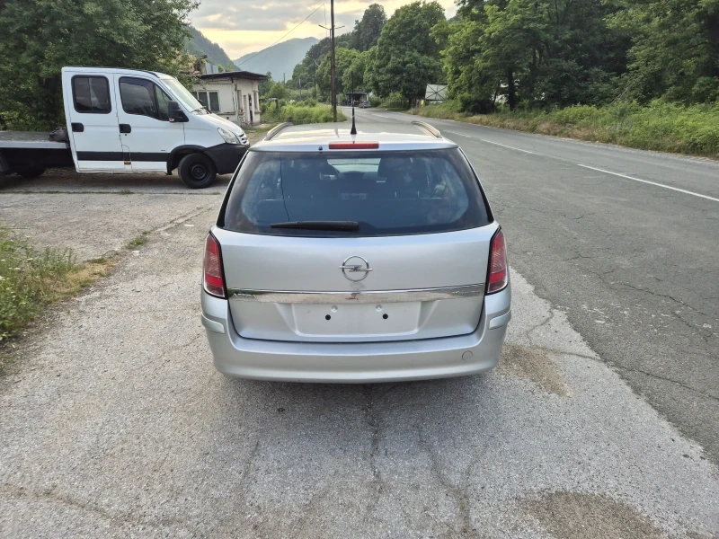 Opel Astra АВТОМАТИК, снимка 5 - Автомобили и джипове - 50639526