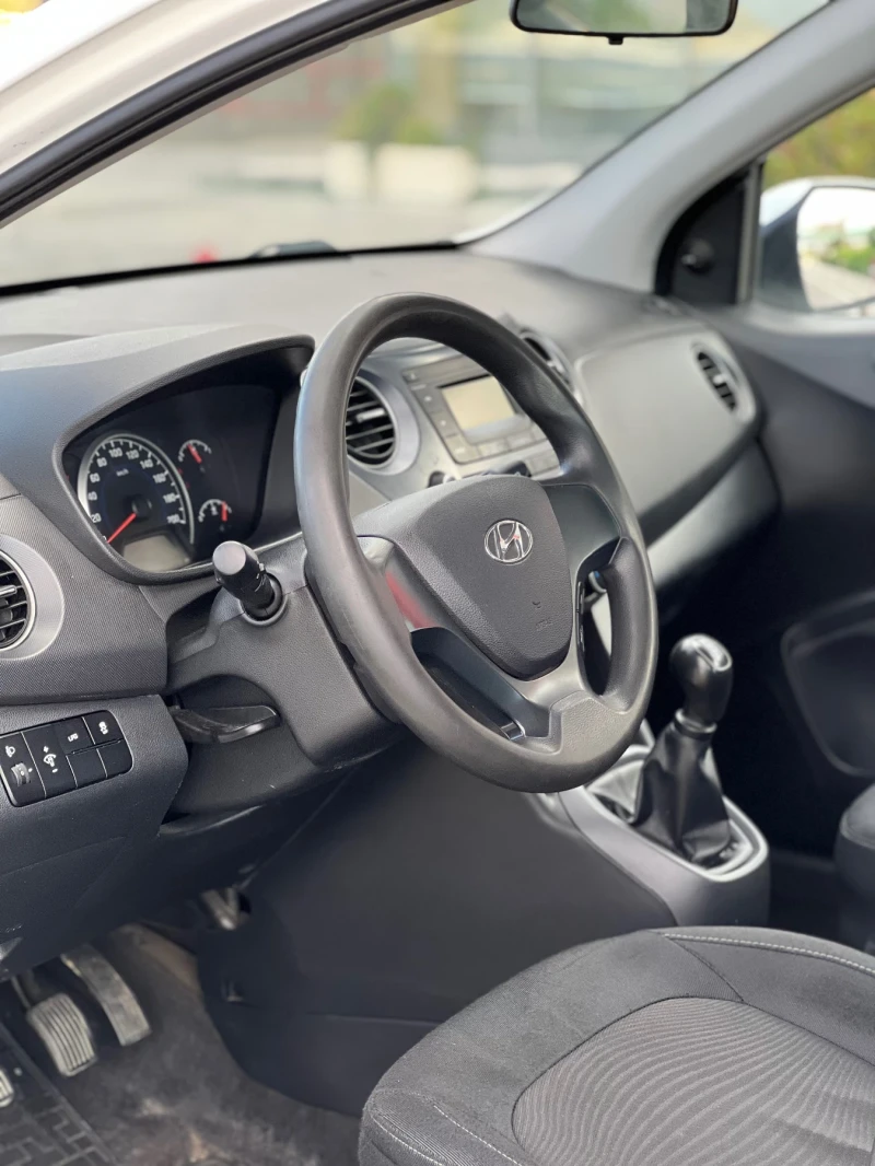 Hyundai I10, снимка 12 - Автомобили и джипове - 52294258