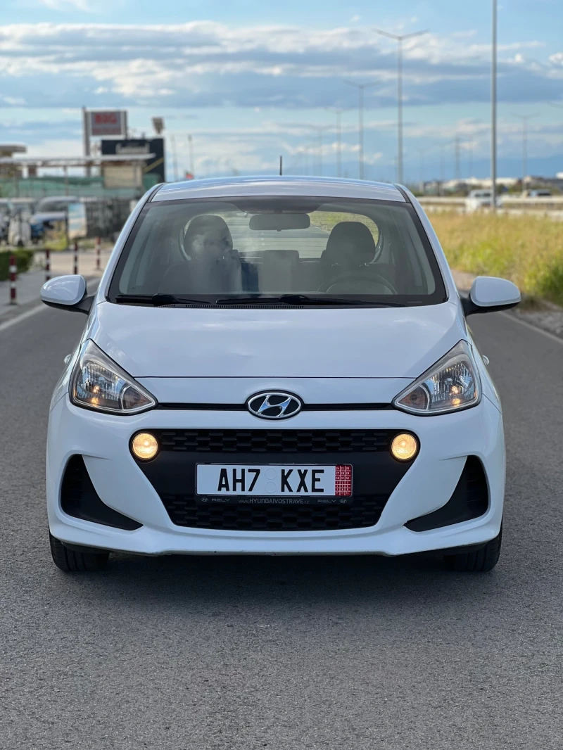 Hyundai I10, снимка 3 - Автомобили и джипове - 52294258