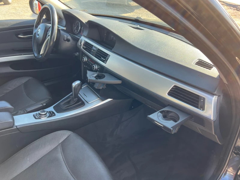 BMW 320, снимка 11 - Автомобили и джипове - 52003908