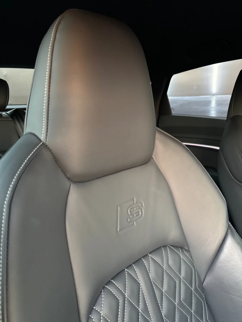 Audi E-Tron S-Line, снимка 14 - Автомобили и джипове - 52120901