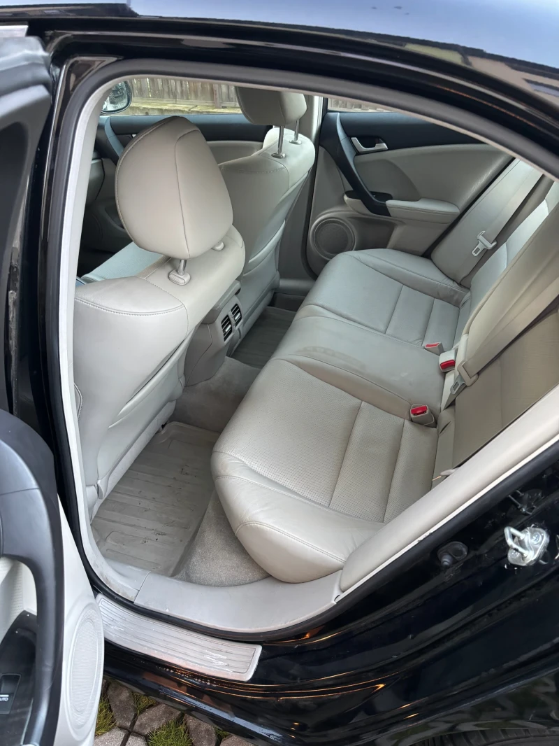 Honda Accord 2.4 i   шибидах  кожа  автоматик, снимка 9 - Автомобили и джипове - 52486612