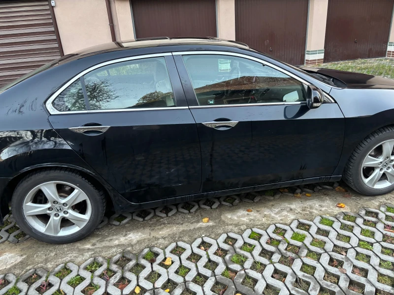Honda Accord 2.4 i   шибидах  кожа  автоматик, снимка 14 - Автомобили и джипове - 52486612