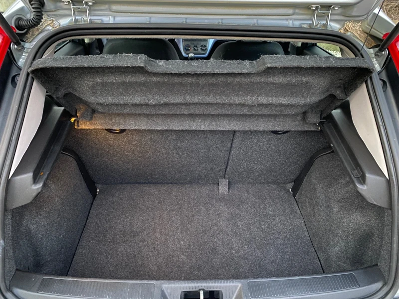 Fiat Punto 1.3 MULTIJET * ДИЗЕЛ* , снимка 10 - Автомобили и джипове - 53068058