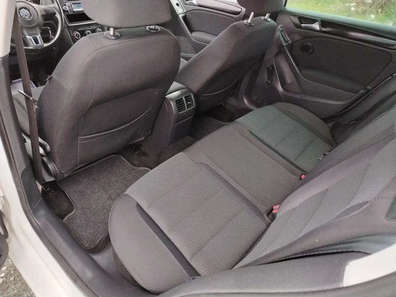 VW Golf 2.0-140 КС 4MOTION 6 СК , снимка 13 - Автомобили и джипове - 53169274
