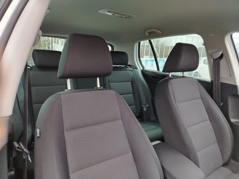VW Golf 2.0-140 КС 4MOTION 6 СК , снимка 14 - Автомобили и джипове - 53169274