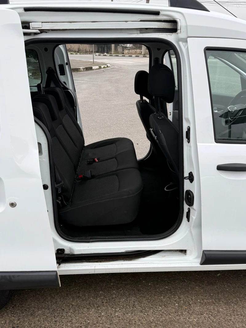 Dacia Dokker 1.6 LPG, снимка 12 - Автомобили и джипове - 53374424