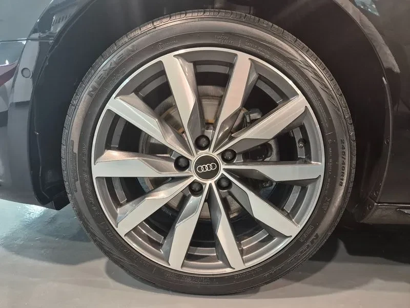 Audi A4 (B9) 40 Tfsi Premium, снимка 5 - Автомобили и джипове - 54995286
