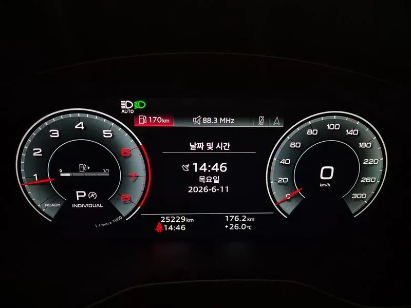 Audi A4 (B9) 40 Tfsi Premium, снимка 17 - Автомобили и джипове - 54995286