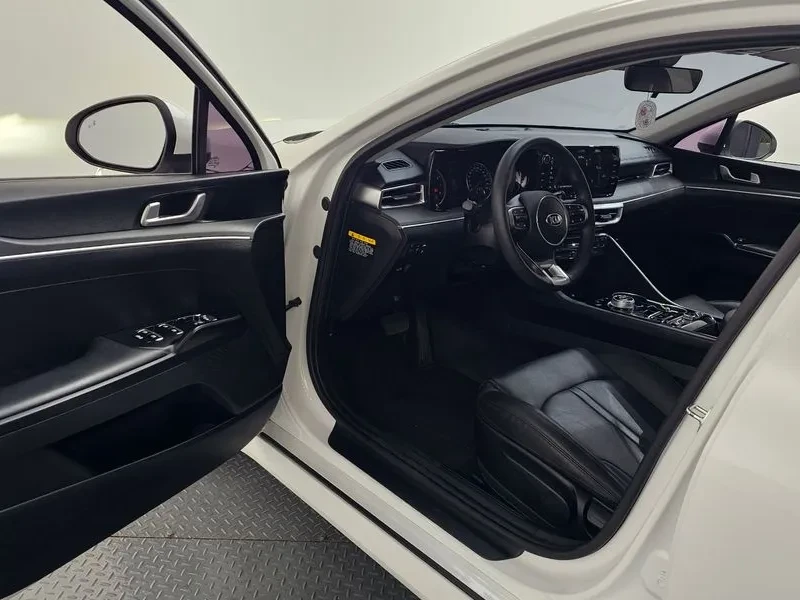 Kia K5 3Rd Generation 2.0 Trendy, снимка 10 - Автомобили и джипове - 56354577