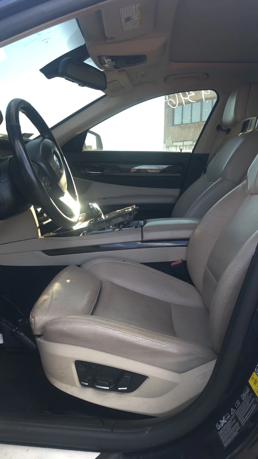 BMW 750 5.0i X-Drive | Mobile.bg   15