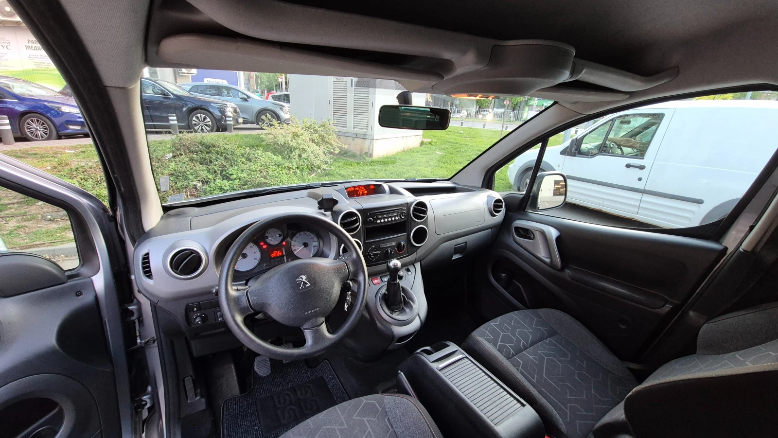 Peugeot Partner 1.6 HDI - изображение 10