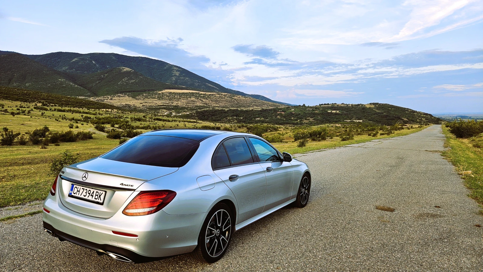 Mercedes-Benz E 400 AMG Line - изображение 8