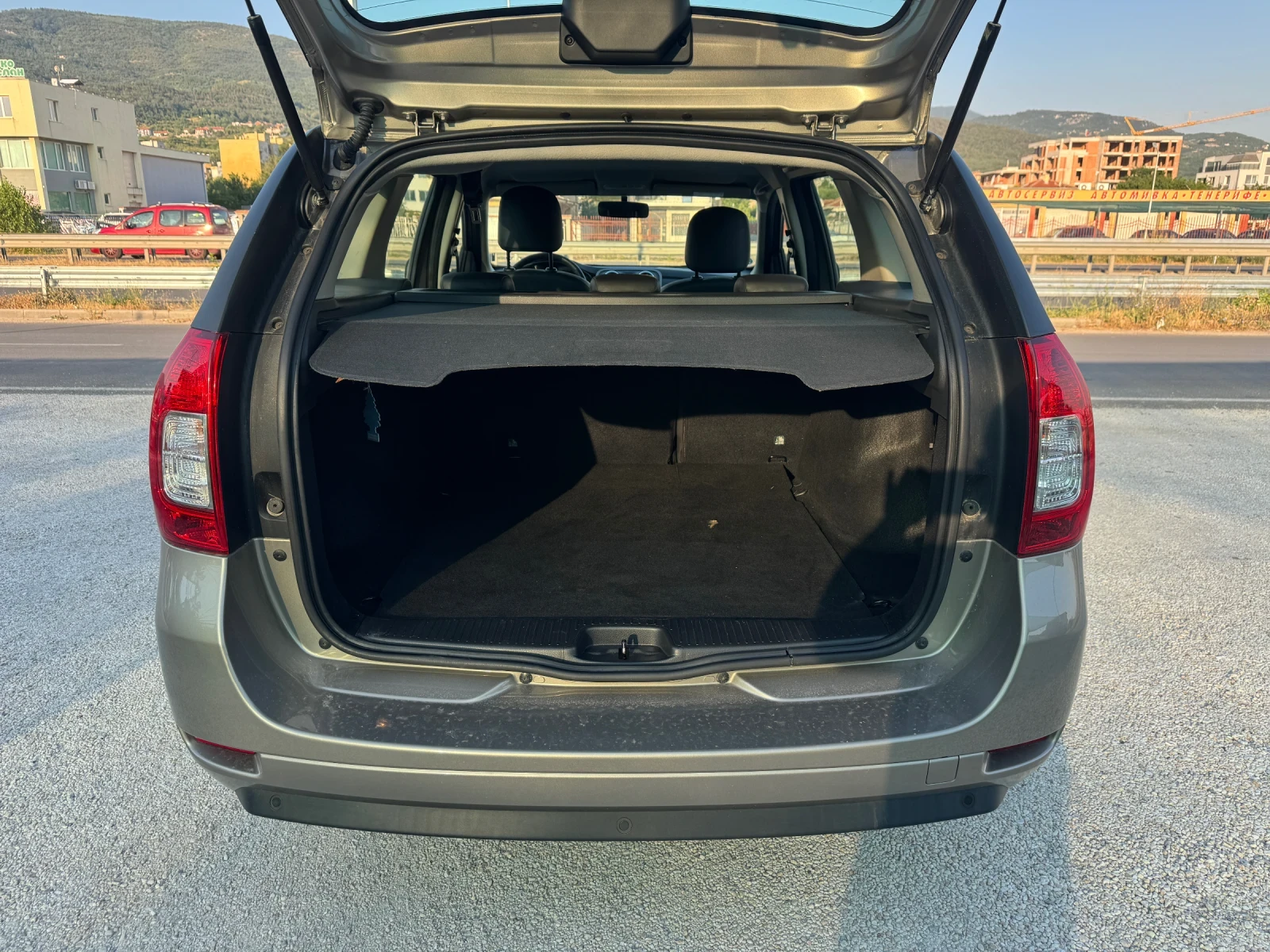 Dacia Logan 1.2i LPG  - изображение 7