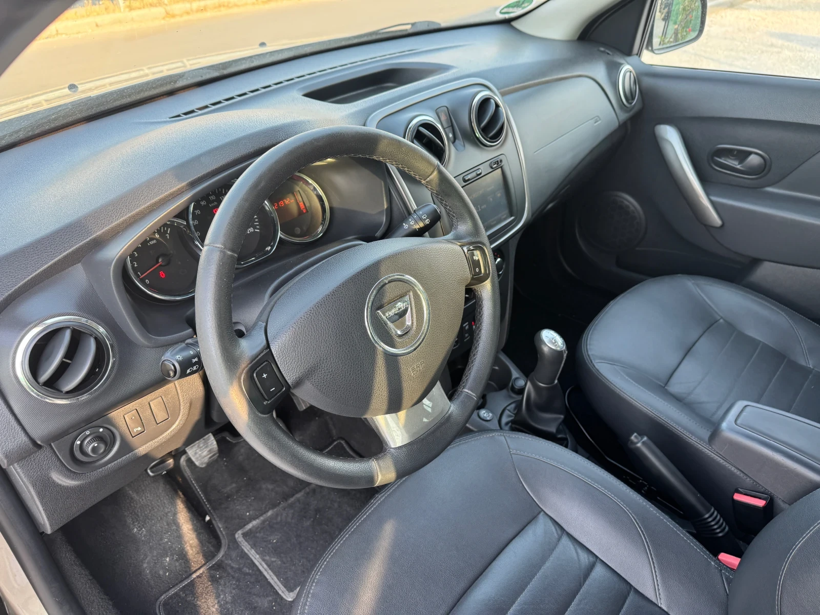 Dacia Logan 1.2i LPG  - изображение 9