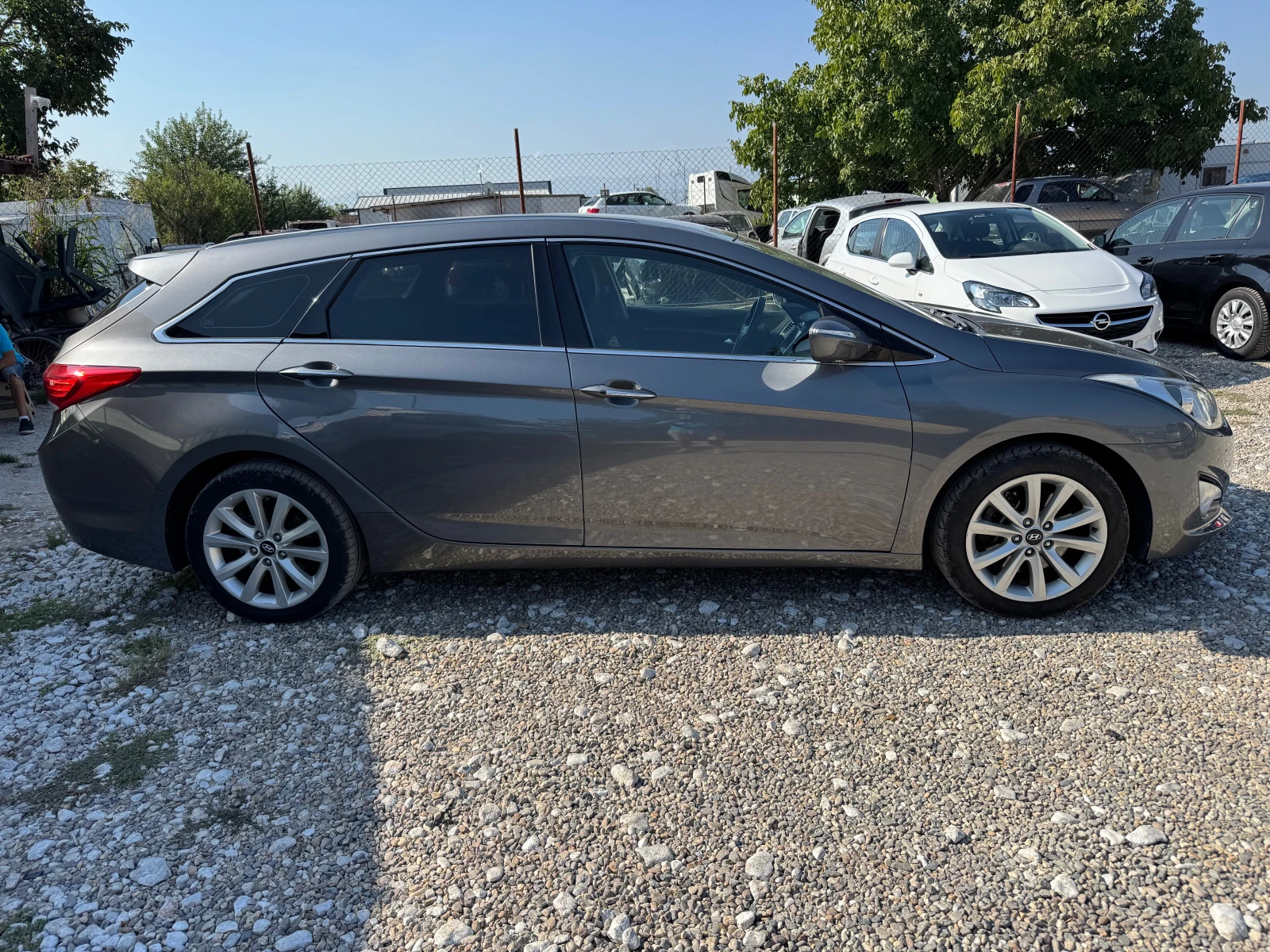 Hyundai I40 1.7CRDI-LED-KEY LESS-XENON-6-SK - изображение 6