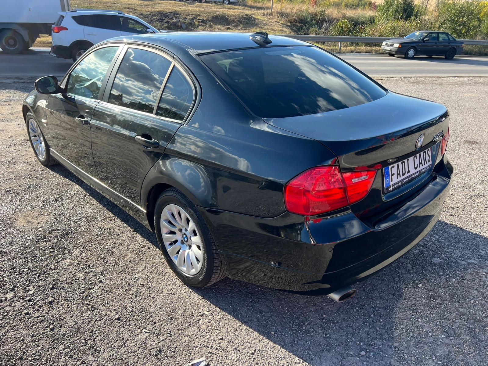 BMW 320  - изображение 5