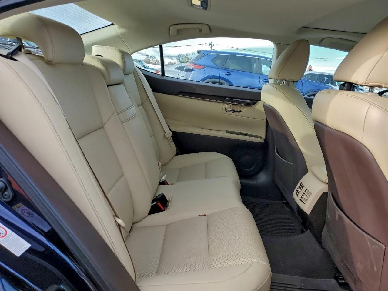 Lexus ES 350  - изображение 9