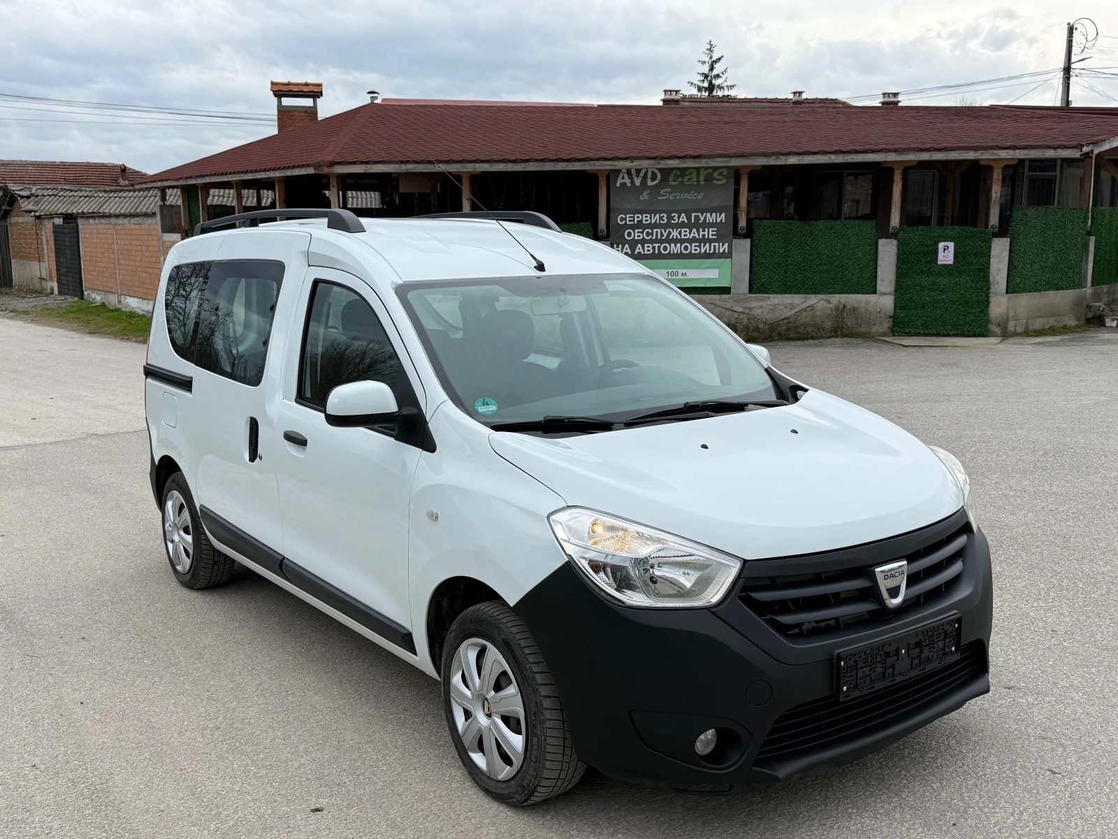 Dacia Dokker 1.6 LPG, снимка 2 - Автомобили и джипове - 53831752