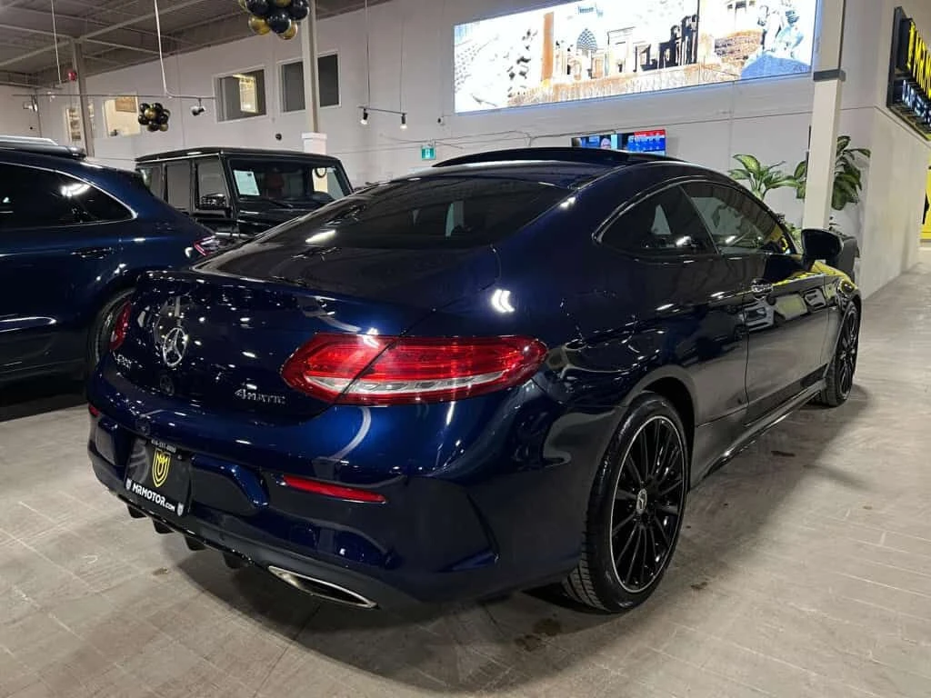 Mercedes-Benz C 300 * АВТО КРЕДИТ* ЦЕНА ДО БГ * СЕРВИЗНА ИСТОРИЯ *  - изображение 4