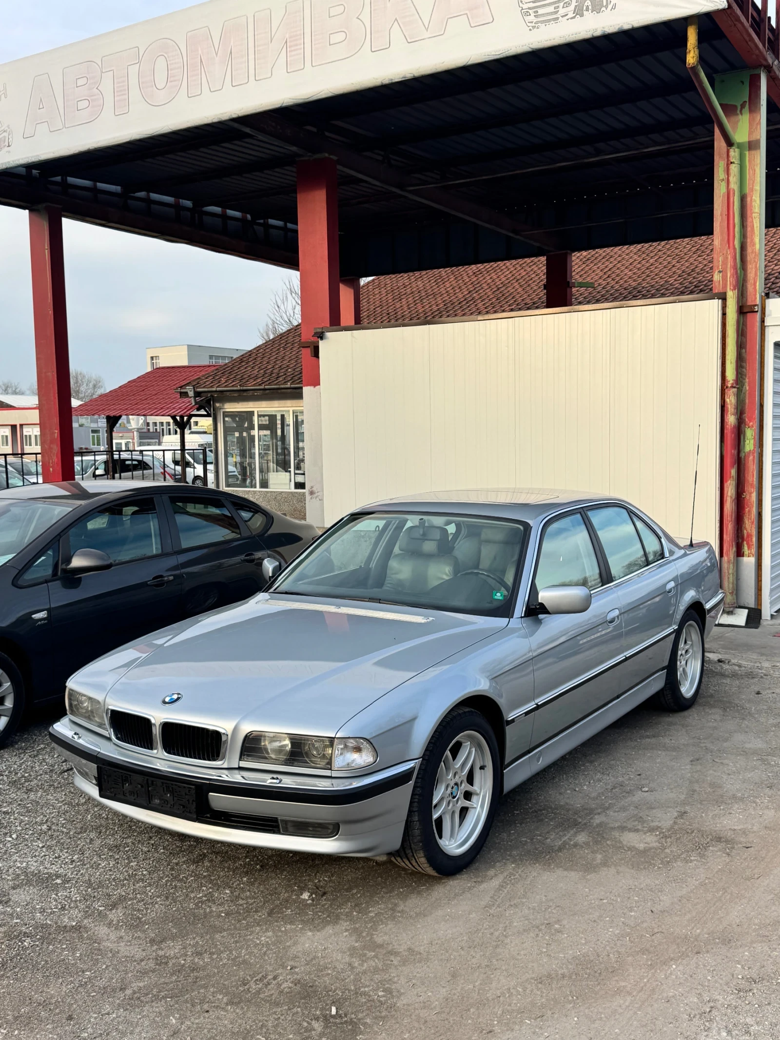 BMW 740