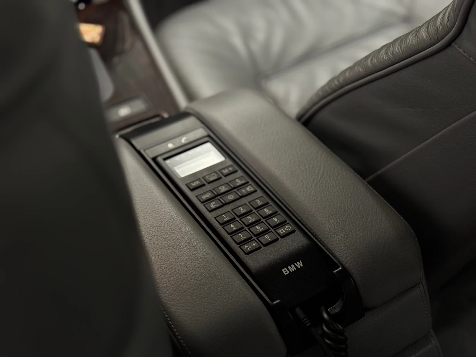 BMW 740, снимка 11 - Автомобили и джипове - 54459792