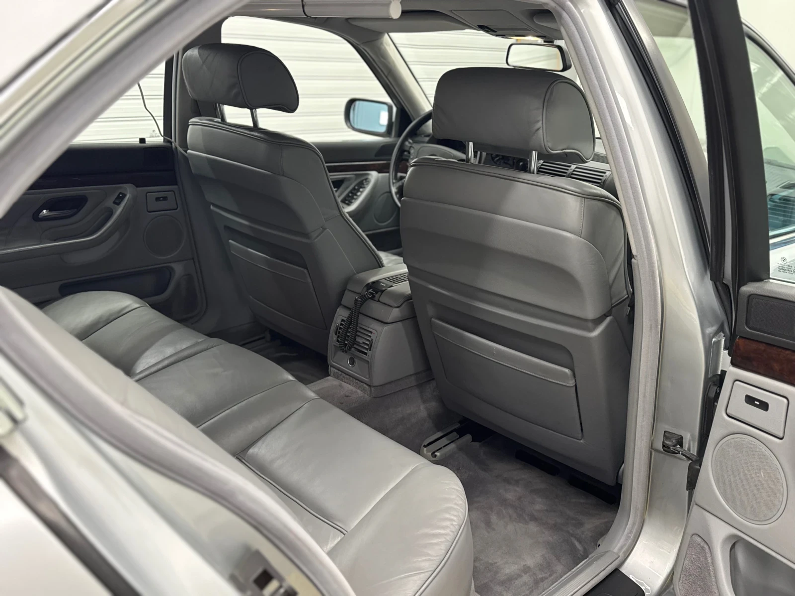 BMW 740, снимка 7 - Автомобили и джипове - 54459792