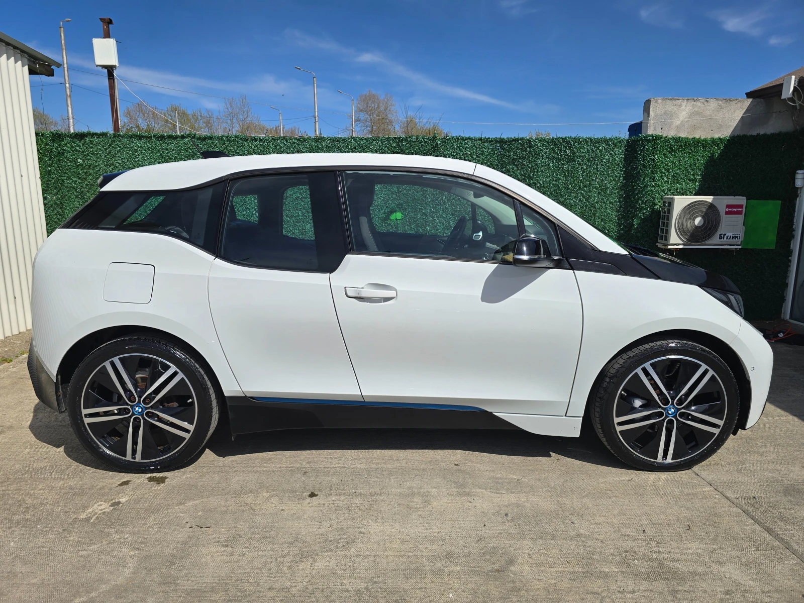 BMW i3 83000км. ПОДГРЕВ СЕДАЛКИ , снимка 6 - Автомобили и джипове - 54230813