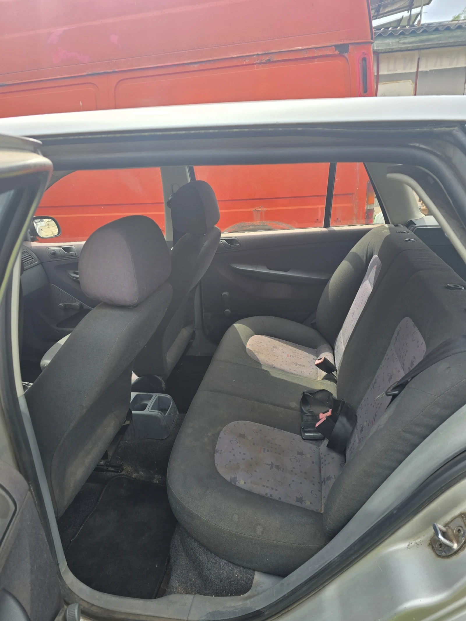 Skoda Fabia, снимка 4 - Автомобили и джипове - 54323878