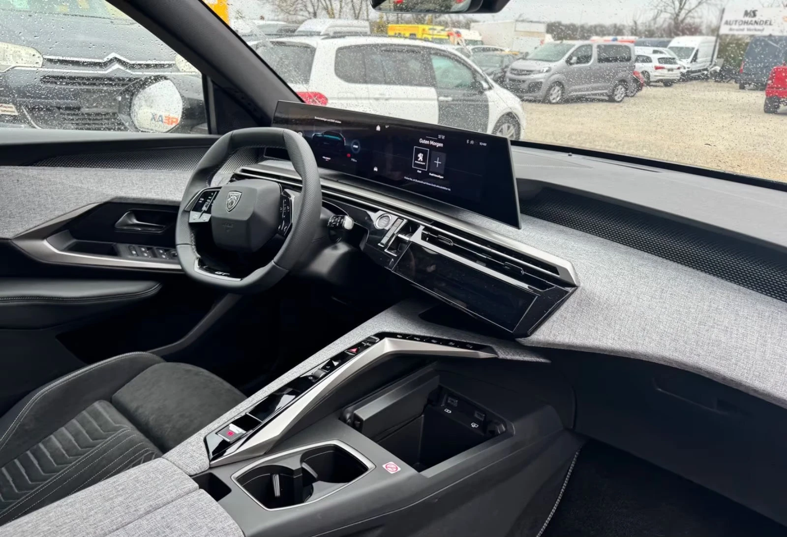 Peugeot 5008 1.2MHEV/145HP/GT-LINE/7S/AHK/360/MEMO/CPLAY/225q, снимка 11 - Автомобили и джипове - 54341413
