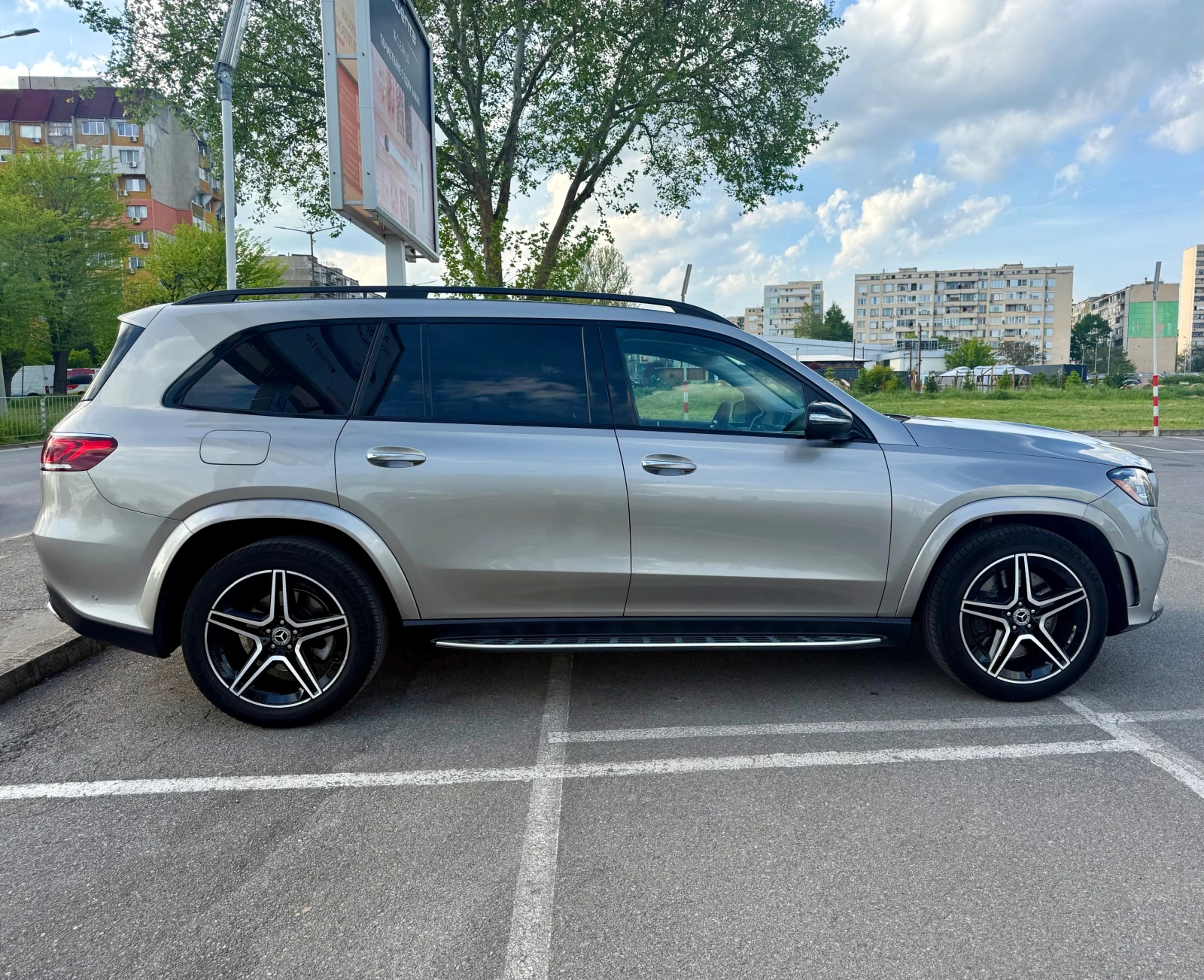 Mercedes-Benz GLS 450, снимка 6 - Автомобили и джипове - 54512452