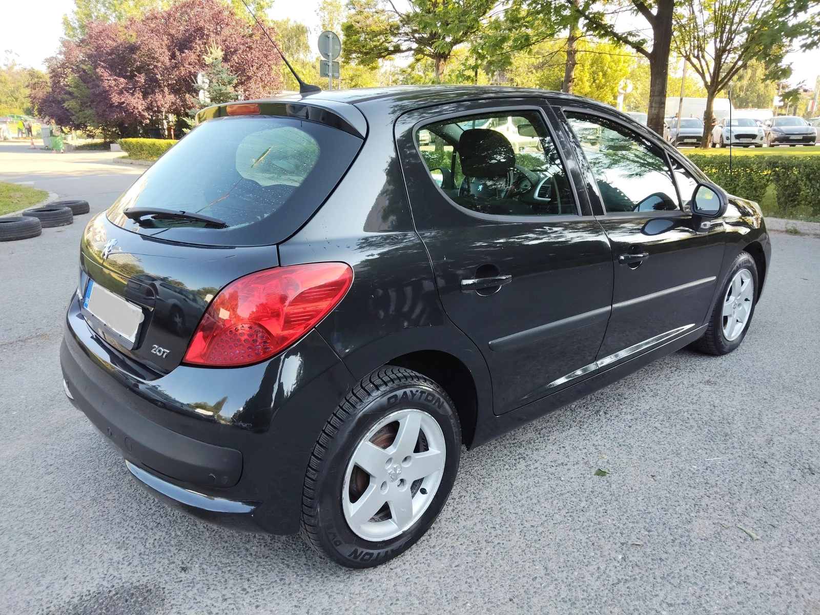 Peugeot 207 1, 4i РЕГИСТРИРАНА, снимка 3 - Автомобили и джипове - 54862902