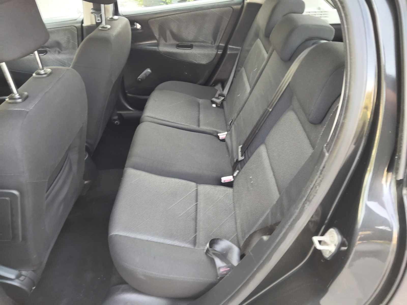 Peugeot 207 1, 4i РЕГИСТРИРАНА, снимка 10 - Автомобили и джипове - 54862902