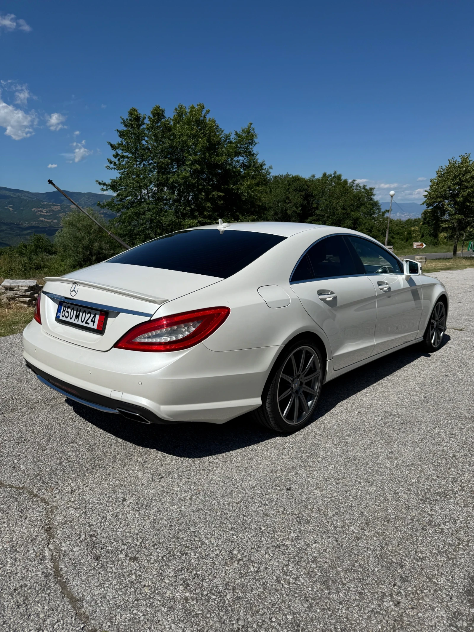 Mercedes-Benz CLS 350  ЛИЗИНГ Keyless Go Night Vision Harman Kardon, снимка 8 - Автомобили и джипове - 54904024